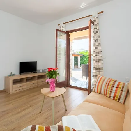 Marea 2 Mit Pool, 200m Vom Apartment *