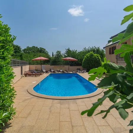 Marea 2 Mit Pool, 200m Vom *