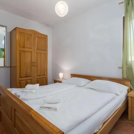 Marea 2 Mit Pool, 200m Vom Apartment *