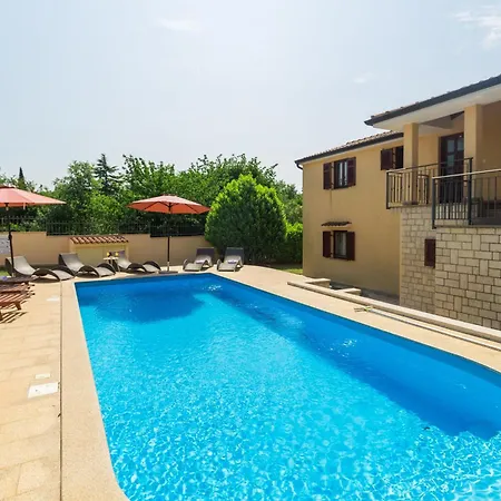 Marea 2 Mit Pool, 200m Vom Apartment *
