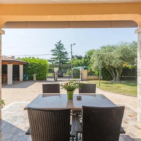 Marea 2 Mit Pool, 200m Vom Apartment